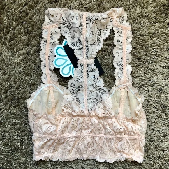 Blush Lace Bralette NWT - Picture 3 of 4